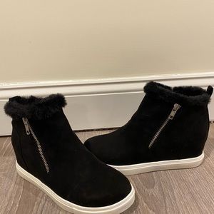 Madden Girl Piper Women’s Hidden Wedge Sneaker Bootie